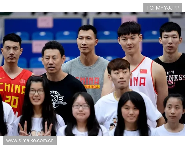 福建男篮鏖战赛场展现不服输精神拼搏到底赢得尊重为球队注入力量 福建男篮鏖战赛场展现不服输精神拼搏到底赢得尊重为球队注入力量